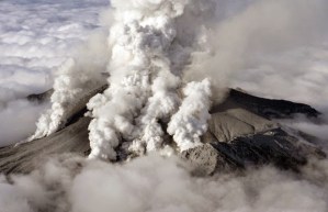 fin de los tiempos 10 erupción