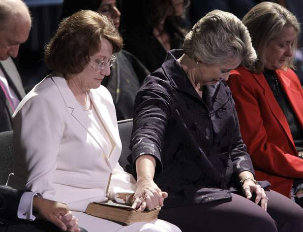 Annise Parker, Kathy Hubbard