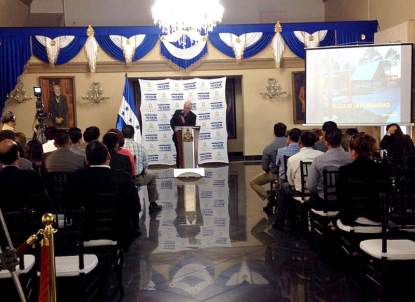 MARIO EN CADA PRESIDENCIAL