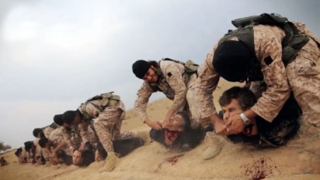 ISIS DESCUARTIZA CRISTIANOS