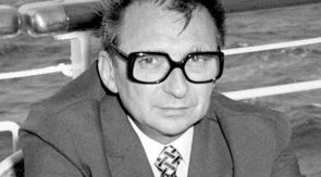 (Ion Mihai Pacepa en el yate de Raúl Castro en Cuba (1974) / Foto: Cortesía de Ion Mihai Pacepa)